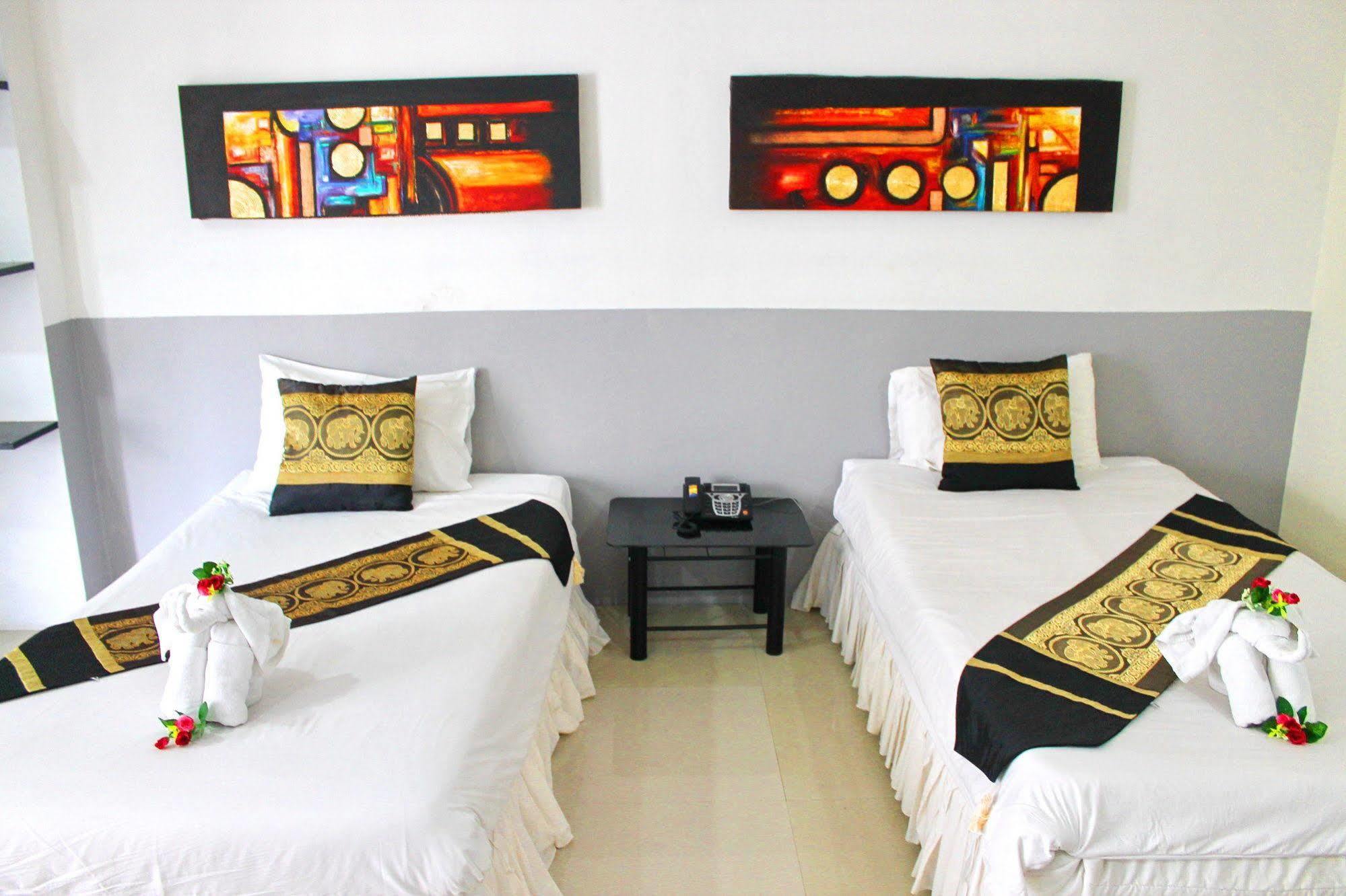 Lars-Lita Residence Patong ภายนอก รูปภาพ