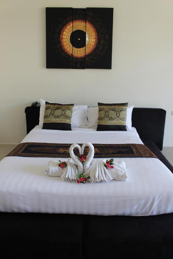 Lars-Lita Residence Patong ภายนอก รูปภาพ